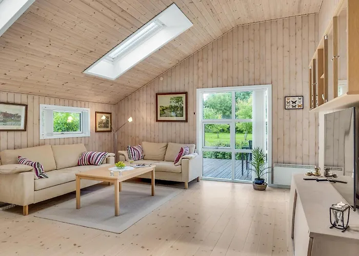 Semesterbostad Stunning In With Wifi Højby